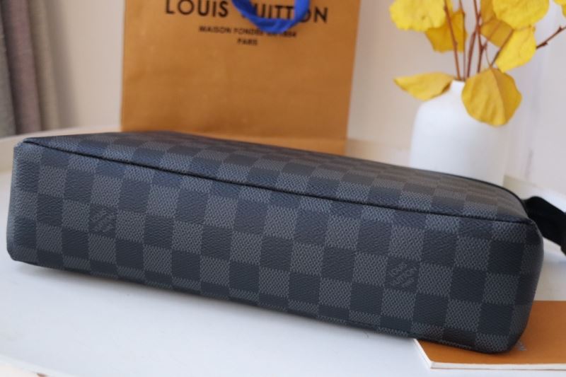 Louis Vuitton Clutch Bags